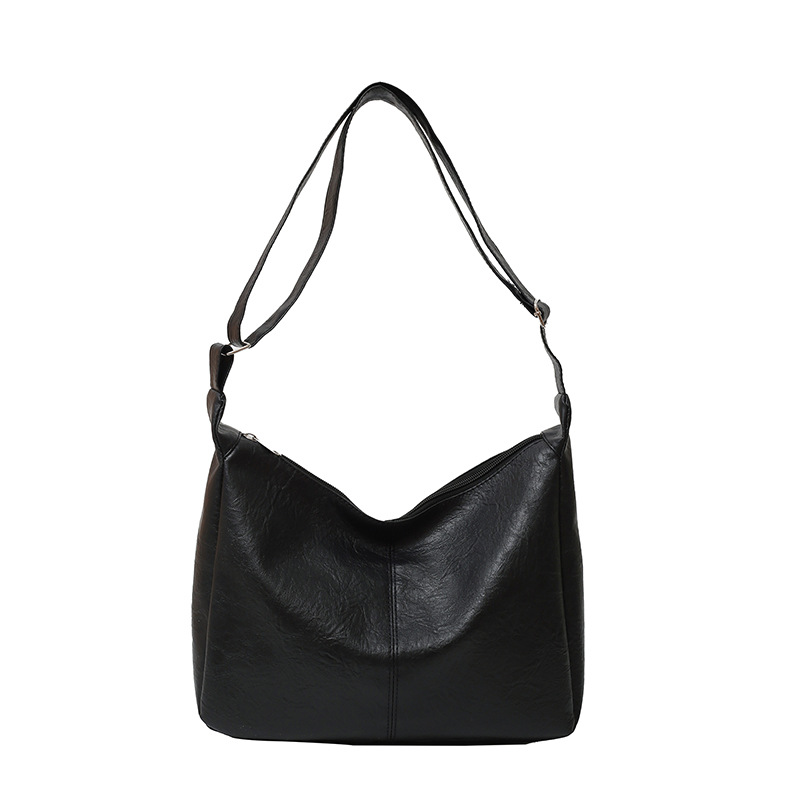 Bolsa de almohada de gran capacidad popular este año 2024 otoño y invierno nueva moda bolso de hombro de hombro ancho bolso de mujer bolso transfronterizo