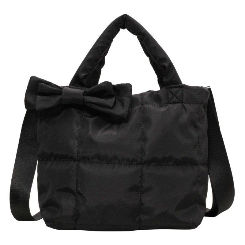 Gran capacidad de moda simple retro bolso plisado 2023 Otoño e Invierno nuevo todo-fósforo hombro crossbody bolsa