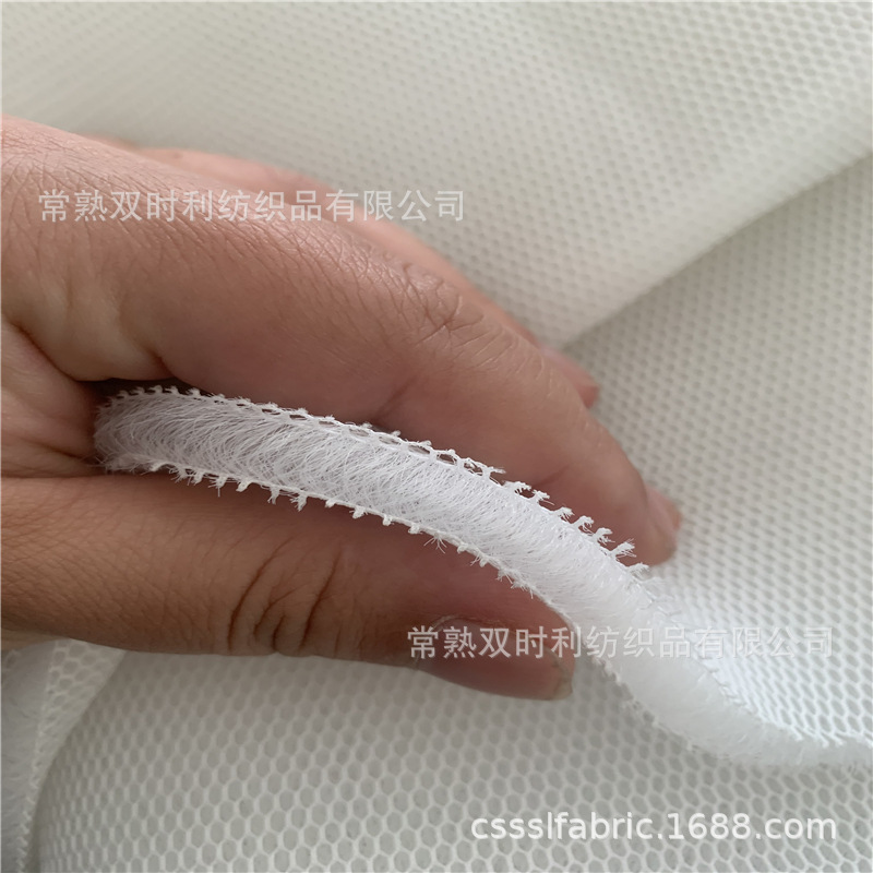 厂家供应4-8mm厚六角加厚三明治网布3D枕芯网布儿童枕网眼布填充