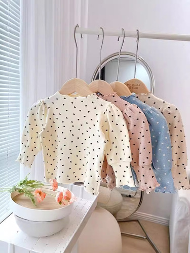 Spring and Autumn Girls' Basic Top for Babies, Baby Stylish Children's Personality Trend Brand Korean Version with Moss Edge and Heart Bubble Sleeve