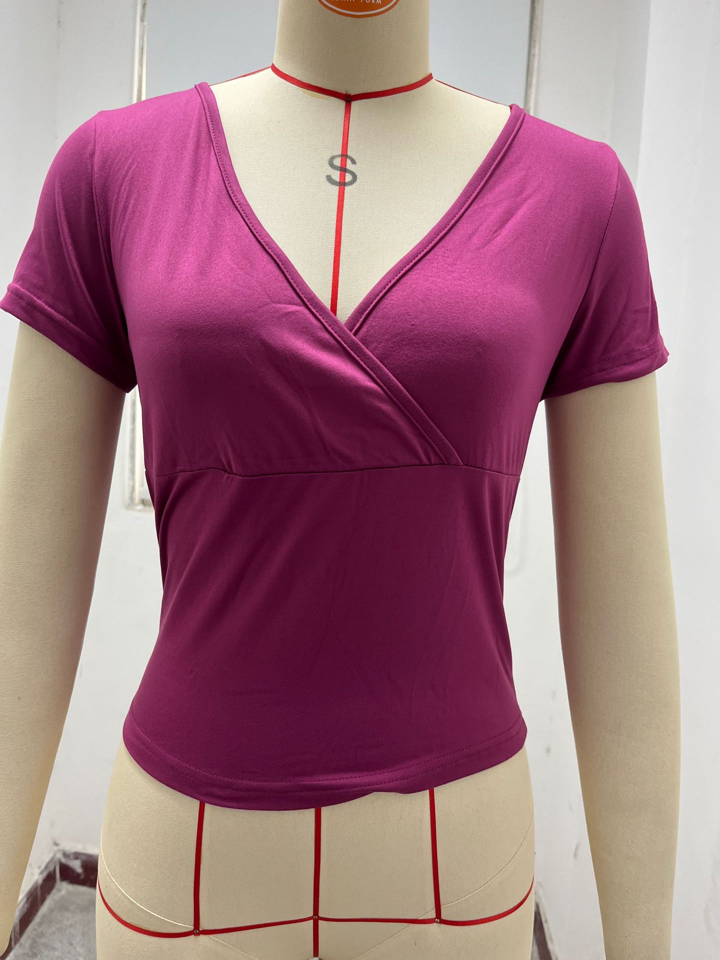 Women's Slim Fit T-Shirt Deep V Neck Solid Color European American Style Fashion Top for Spring Summer_ecoleips.com