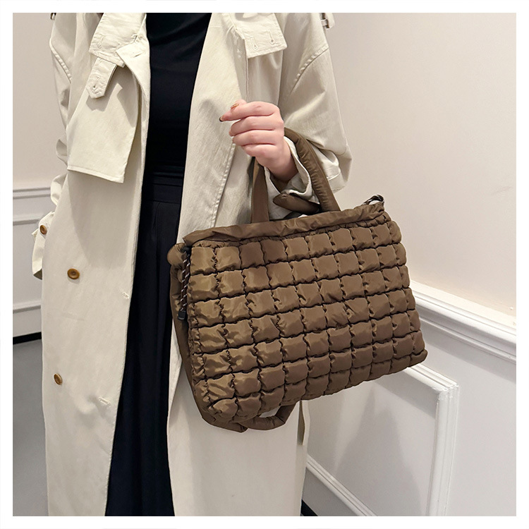 762g Weight Polyester Lining Material Sewing Thread Fashion Element Magnetic Buckle Closure Type Single Shoulder Strap Strap Type Tote Bag Bags Type Daily, Street, Shopping Occasion Nylon Material Solid Color Pattern Autumn&Winter Season Women's Gender Elegant, Classic Style Style Square Shape Medium Size Women's Medium Nylon Solid Color Elegant Classic Style Sewing Thread Square Magnetic Buckle Tote Bag 20
