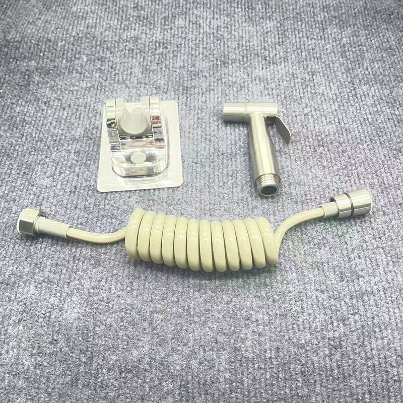 トイレコンパニオン 1入口2出口コーナーバルブ 浴室トイレ 家庭用洗浄加圧スプレー分水バルブ 三角バルブ|undefined