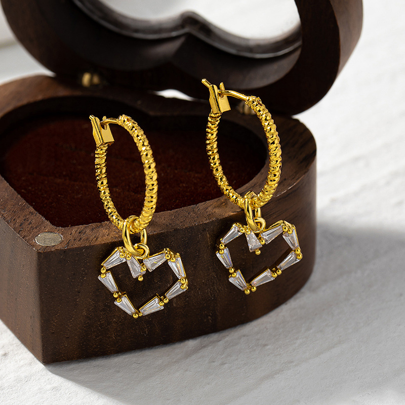 Stone inlay with zircon
