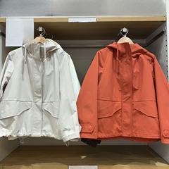 URAZ日系春型女装カジュアルフード付きコートa字クリップ防水新年赤上着女Y474177