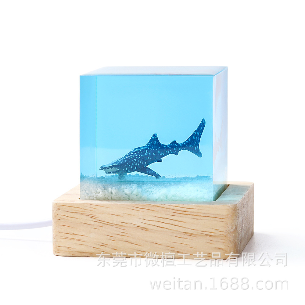 Creative Design Whale Ornaments Resin Nightlight Bedroom Birthday Gift 5cm Marine Luminous Crafts