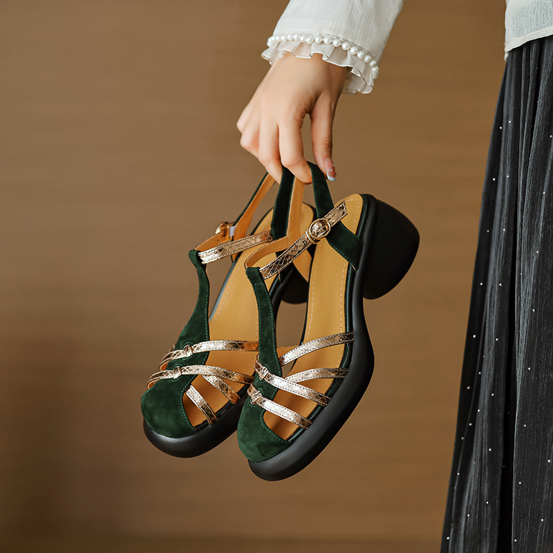Sandal nữ da lộn quai mảnh dệt, mũi kín khóa chữ T, gót cao đế dày — Màu đen
