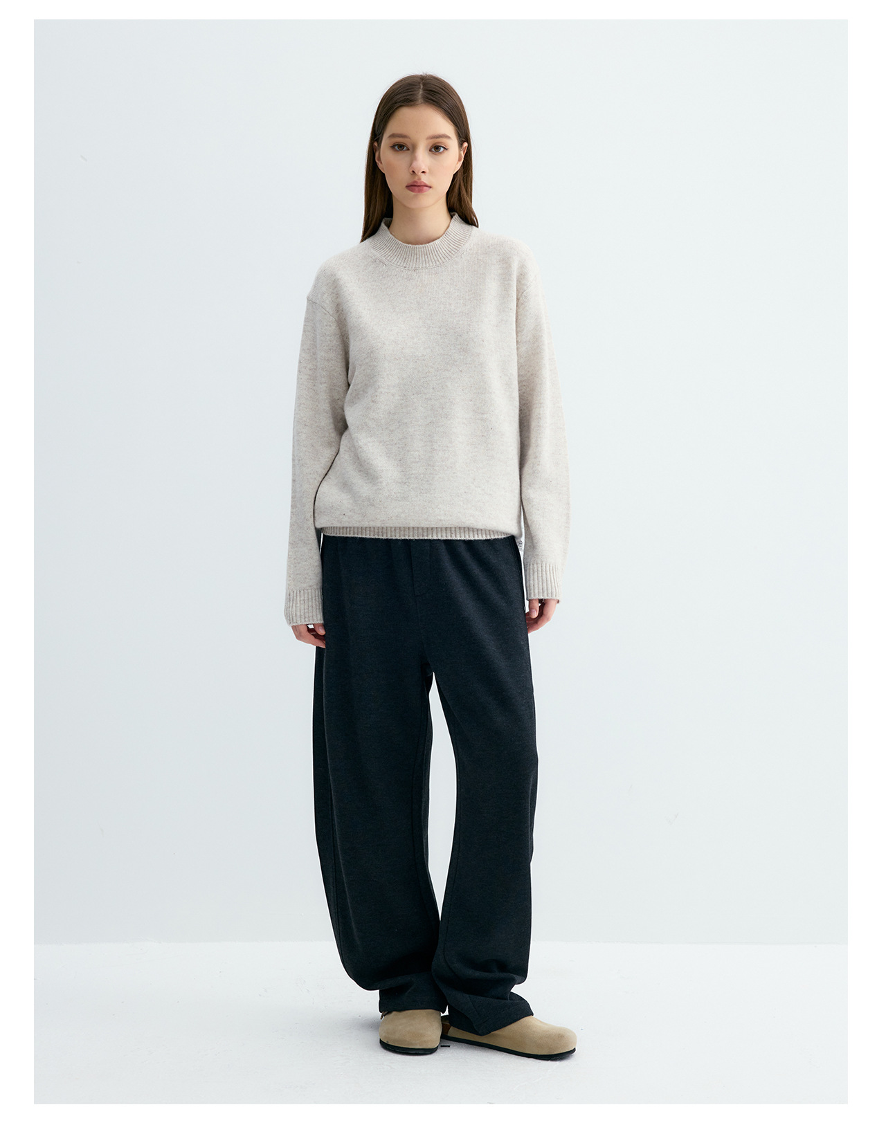 UNF 430g Snowflake Crewneck Wool Sweater