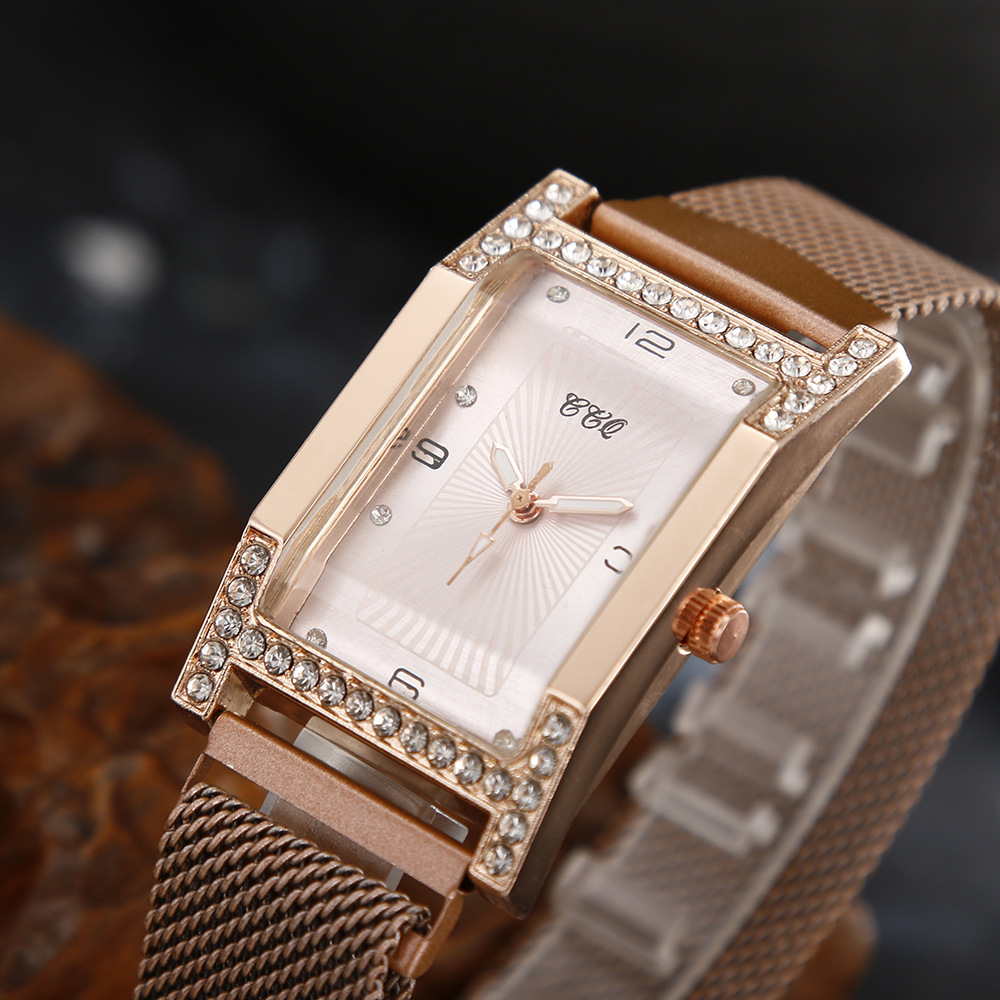 Ceas de damă Mila, cu cuarț, fără mecanism, cu cataramă magnetică, cu scală minimalistă și pătrată_voghion.com