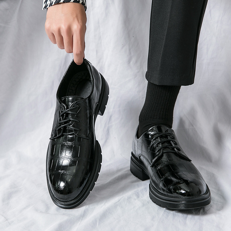 Zapatos de hombre de gran tamaño transfronterizo, zapatos de cuero de color pulido, moda de hombre, bloco tallado, zapatos de negocios, zapatos de boda, novio image 5
