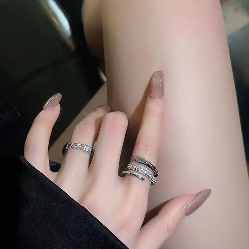 女性用リング2点セット、軽くて豪華なニッチデザイン、開口部調整可能なリング、パーソナライズされたインターネットセレブの人差し指リング、テールリング、トレンディ|undefined