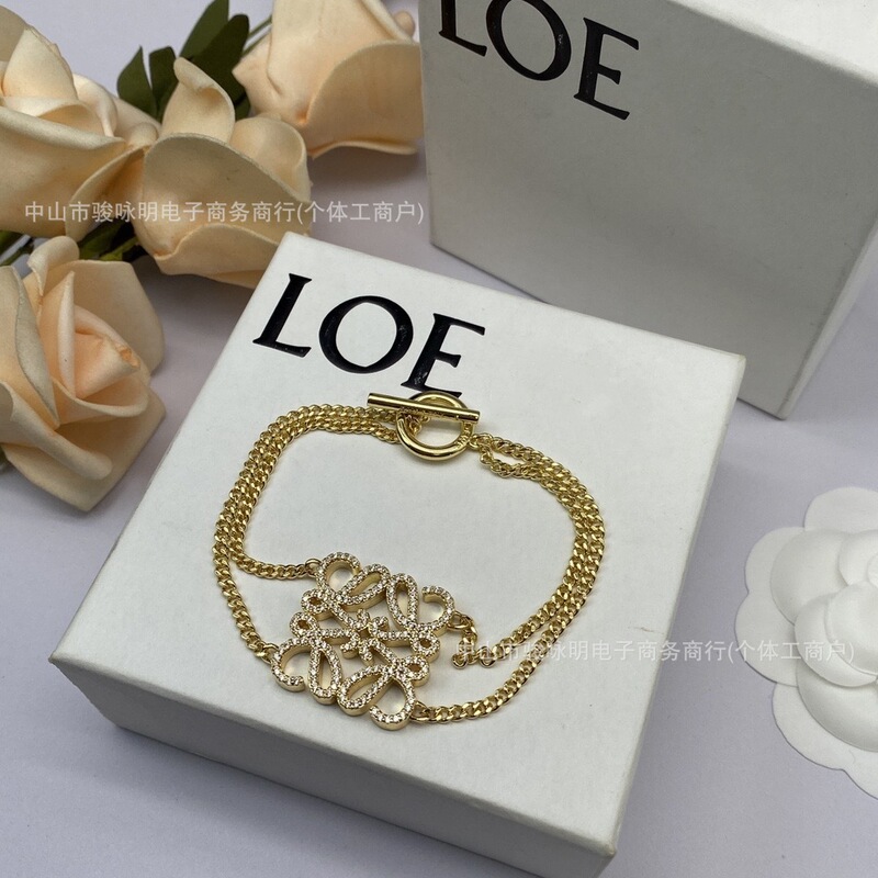 Luowei's Square Cut Out Ruyi Knot Chinese Knot Inlaid with Diamonds Double-Layer Bracelet for Women, Versatile Accessible Luxury Ot Buckle Bracelet