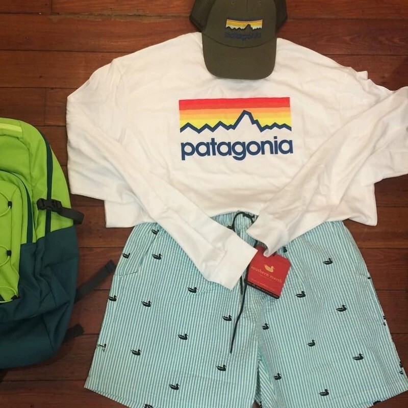 Pata Patagonia Japanese Retro Simple American Cotton Loose Round Neck Pullover Mountain Couple t Pata Patagonia Japanese Retro Simple American Cotton Loose Round Neck Pullover Mountain Couple t