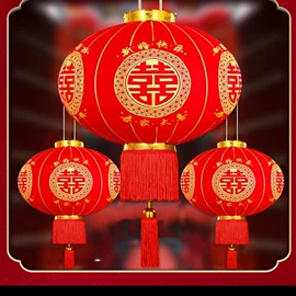 灯笼;旗帜;拉花、彩带