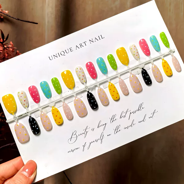 S619-Pre-Made Full-Length Candy Pop Style Wearable Nails with High Saturation Polka Dots for Sweet Girls, Removable Nail Pieces