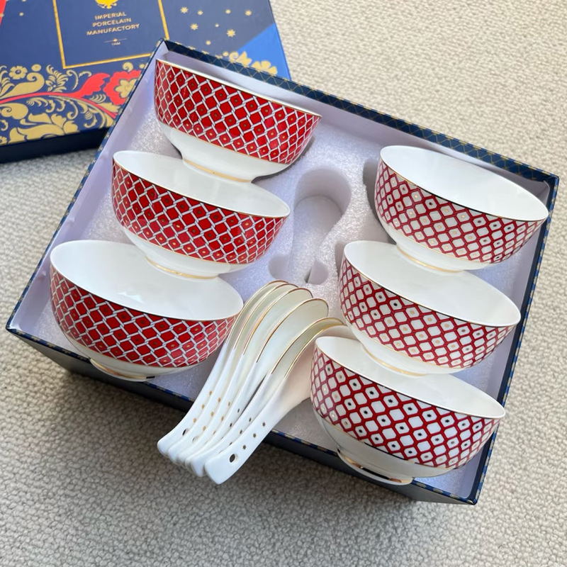 Simple and Stylish Bone China Bowl Russian Royal Dinnerware Star Series 4.5inch Soup Bowl with Spoon Gift Box Set