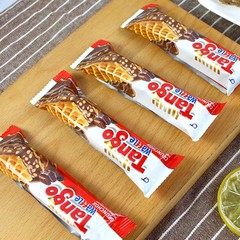 印尼進口Tango探戈咔咔脆威化餅乾巧克力味夾心零食小吃休閒食品