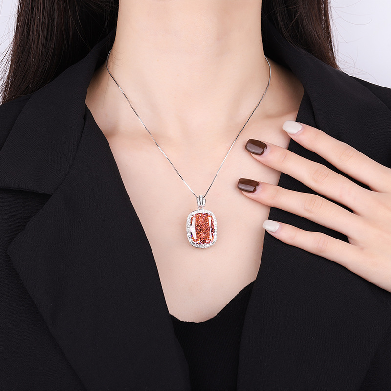 Zhuang Sheng joyería S925 todo el cuerpo de plata imitación diamante alto carbono redean corte trabajador 15*20 grasa cuadrado colgante collar para las mujeres
