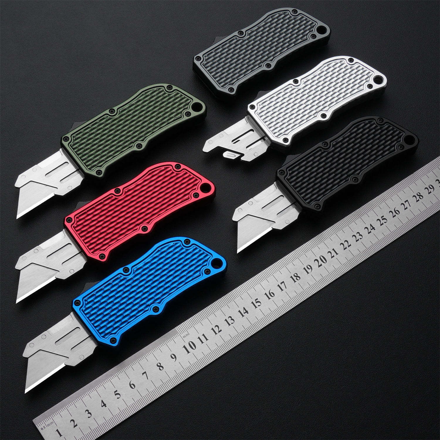 野营用品直跳裁纸创意航空铝合金美工刀户外直出刀可拆卸防身刀