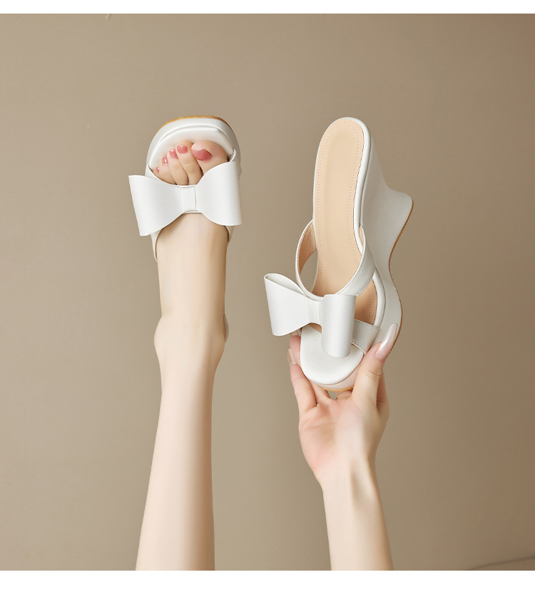 Sandal cao gót nữ quai chéo đế xuồng phong cách Trung cổ, nơ trang trí, gót 8 cm — Màu đen, Màu trắng sữa chi tiết 13