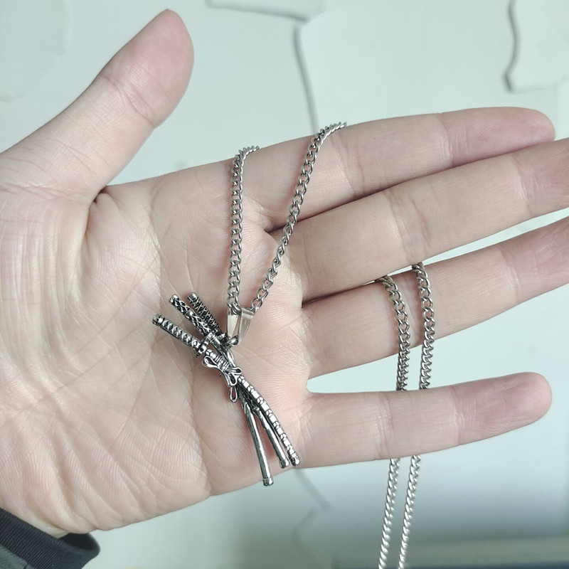 Anime Three Knife Sword Flow Pendant Necklace For Men And Women_voghion.com