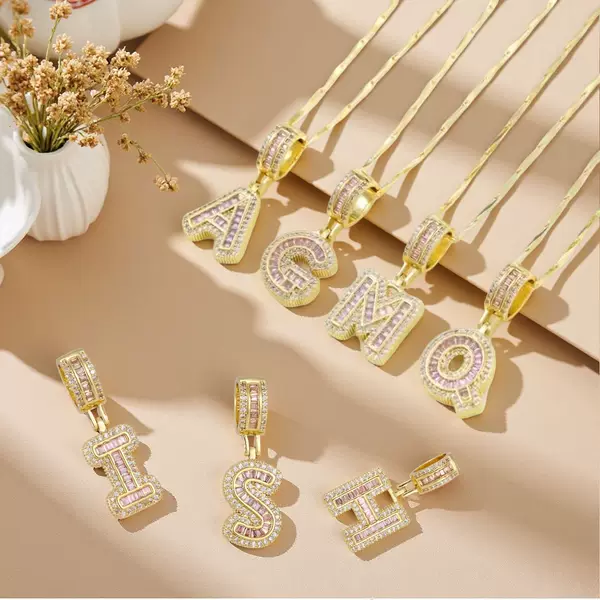 New cross-border product: Full-diamond pink candy-colored 26-letter necklace, copper micro-inlaid zircon, real gold-plated letter necklace jewelry