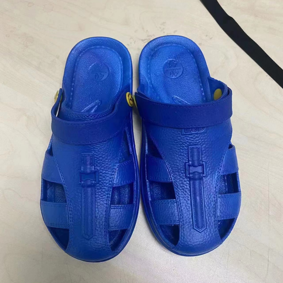 东莞厂家防静电鞋SPU拖鞋凉鞋无尘车间工作鞋无尘鞋软底鞋舒适