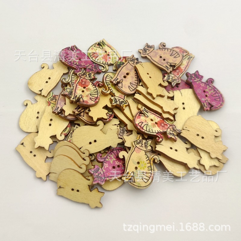 Botón de madera de gato de dibujos animados blanco/color natural 50 botones de gato impresos en madera por paquete