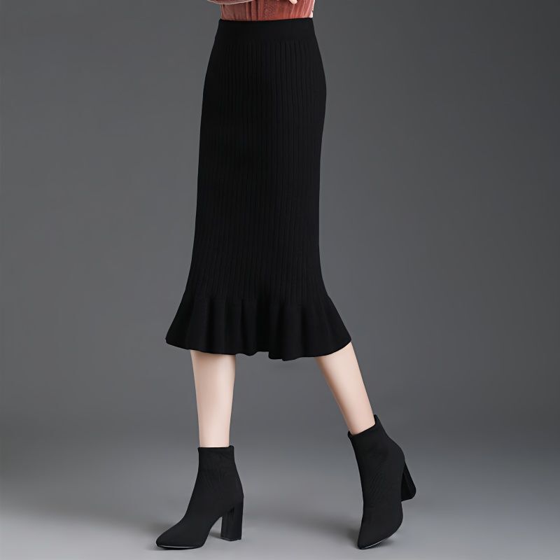 Knitted Skirt Women's Autumn and Winter 2025 New Hip-Hugging One-Step Skirt Mid-Length Woolen Skirt Ruffled Fishtail Skirt