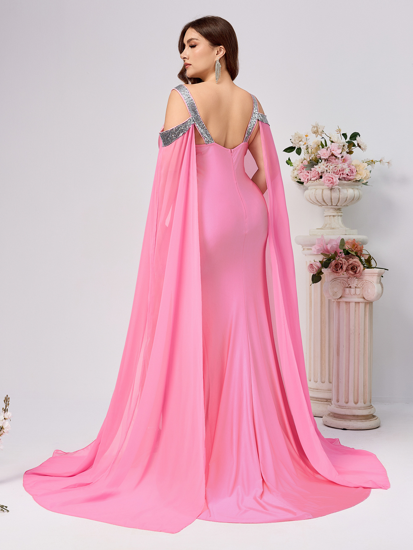 Vestido de talla grande Comercio exterior Europa y América Nuevo Amazon Nuevo producto honda lentejuelas Vestido de cola de color sólido image 3