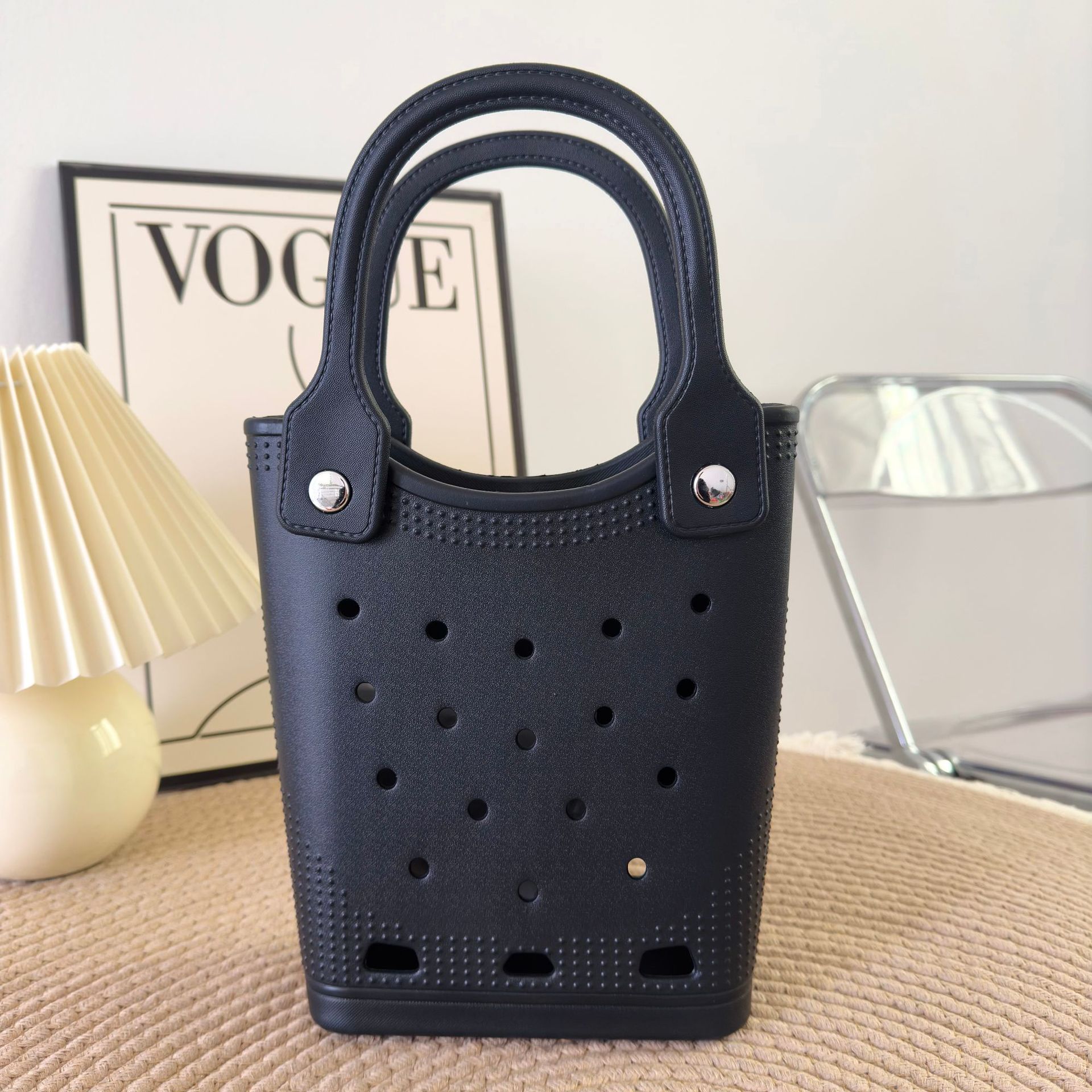 El nuevo bolso transfronterizo Eva Dongdong 100 se combina con el bolso decorado DIY dongdong, el bolso de dibujos animados, el nicho lleva el bolso de playa.