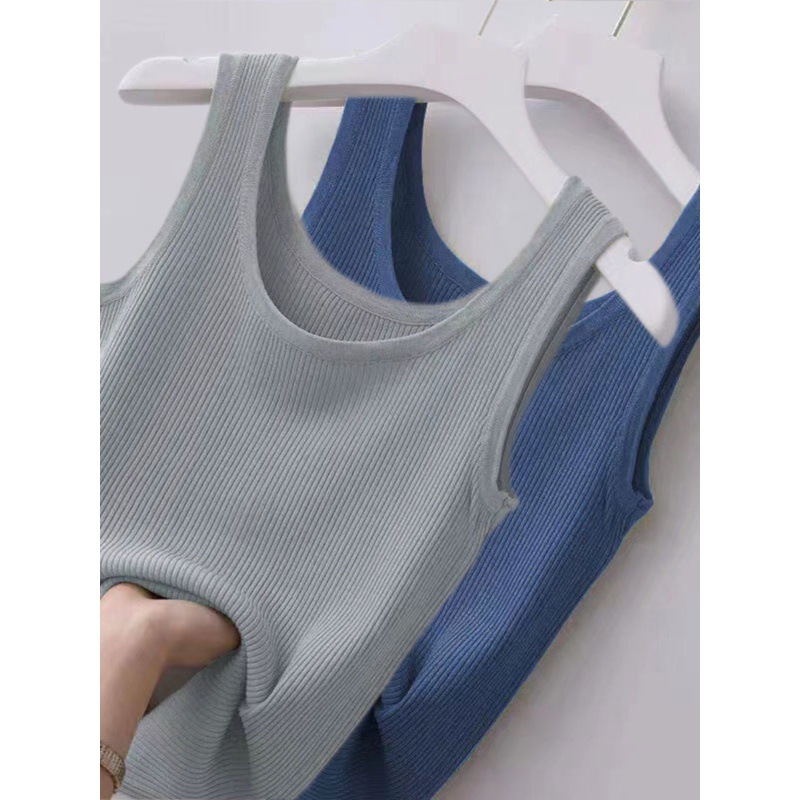 Ärmelloses, figurbetontes Tanktop aus gerippter Eisseide im koreanischen Stil – ideal als Basisschicht oder Sommerunterwäsche._voghion.com