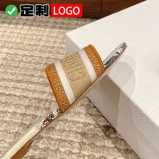 �̽���ĸ��ЬŮ�ļ��⴩һ����¶ֺ��Ь2025�¿�ƽ�כ���