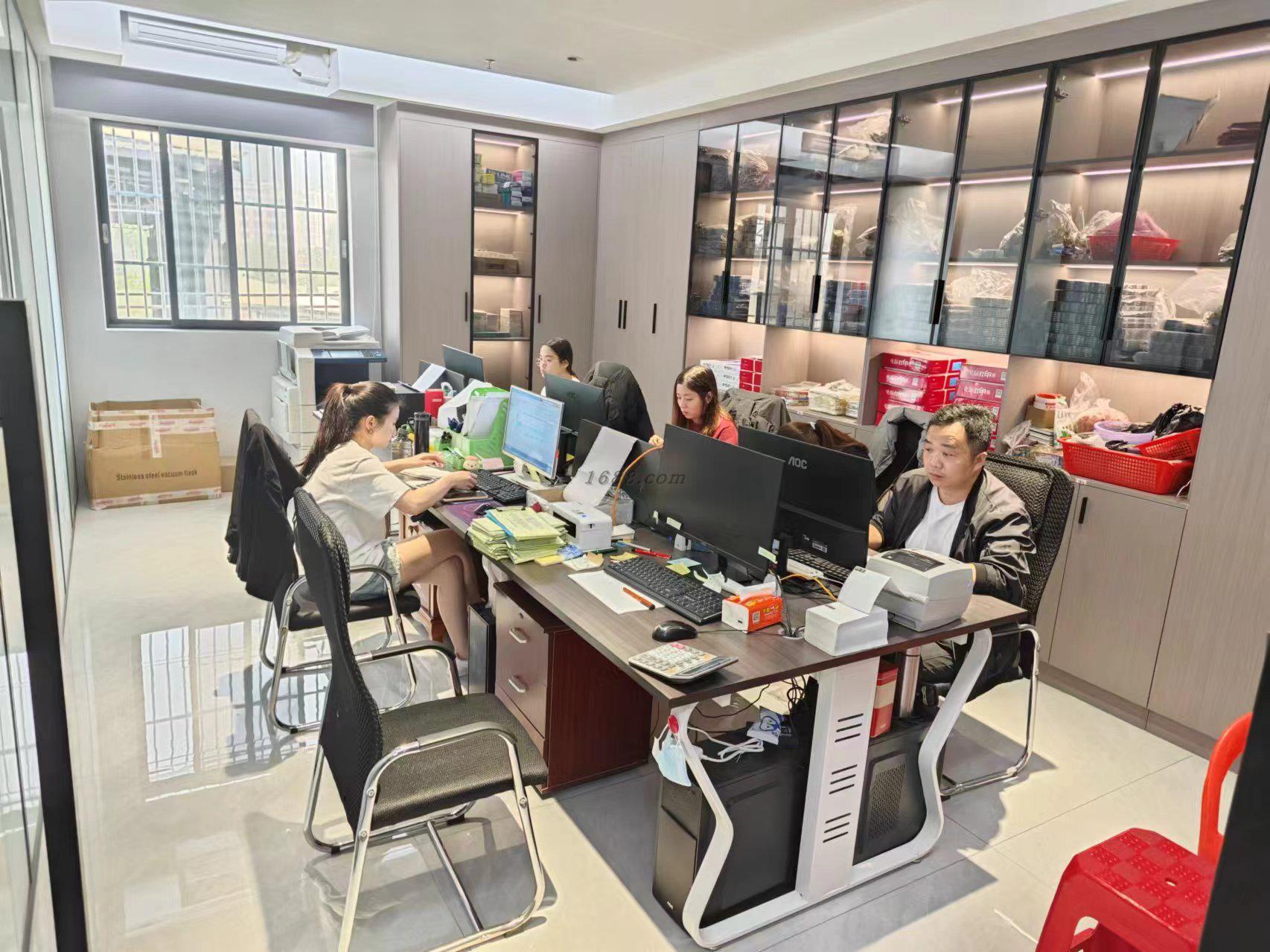 O1CN01PUlYKb2H0MTlCYe2R_!!4611