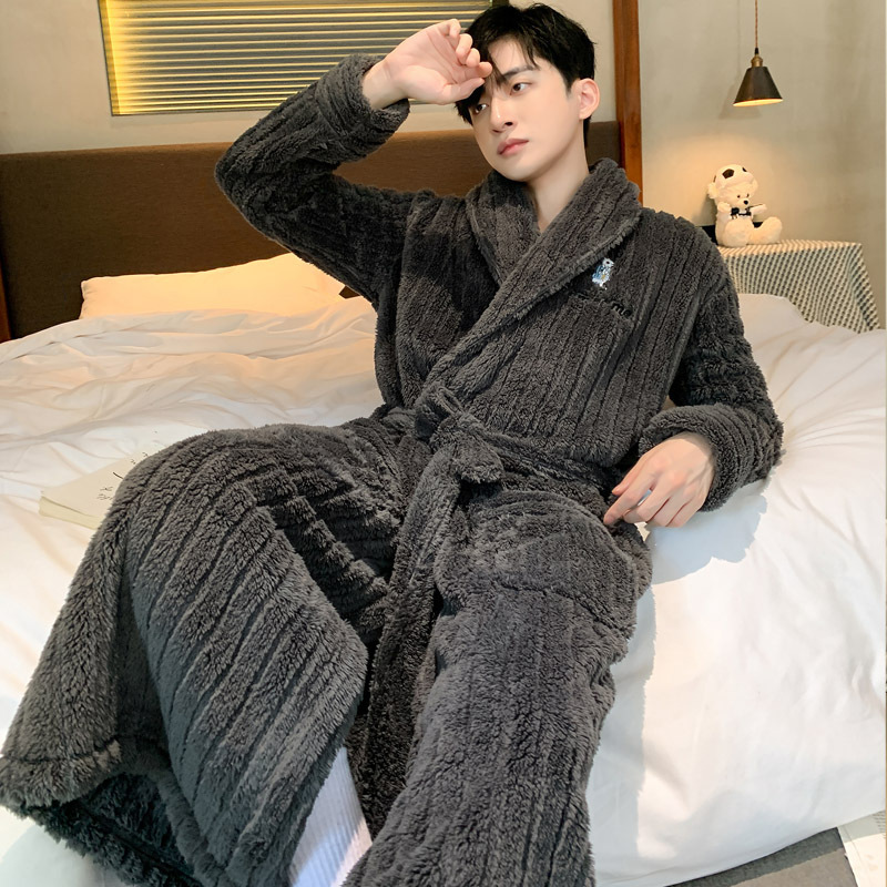 Pajamas men's nightgown long autumn and winter coral fleece thickened fleece-lined flannel bathrobe men's plus size bathrobe Pajamas men's nightgown long autumn and winter coral fleece thickened fleece-lined flannel bathrobe men's plus size bathrobe