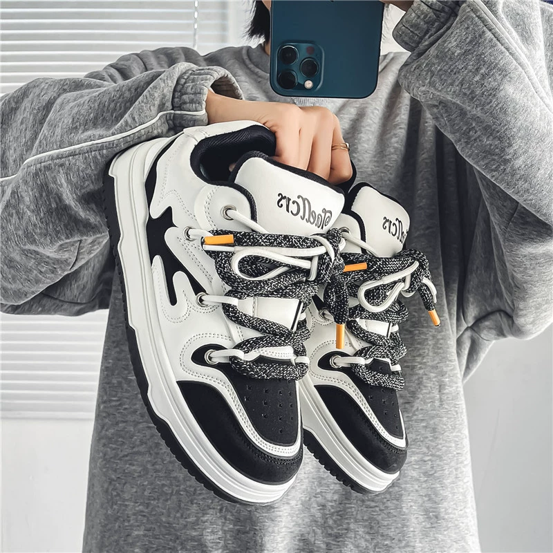 Sports sneakers for leisure, universal trend white shoes for beloved, autumn