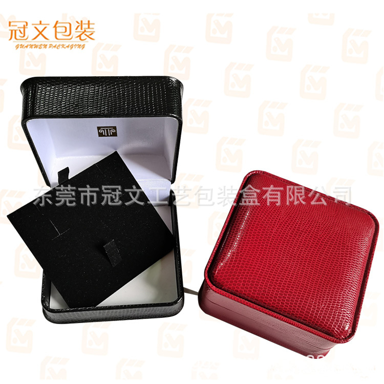 限时折扣生产供应圆角弧腰充皮胶质翻盖小项链盒