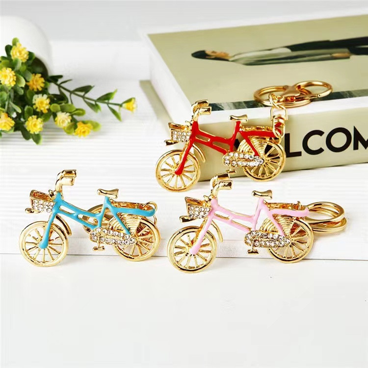 Creative Metal Bicycle Keychain Retro Backpack Pendant Accessories Rhinestone Vintage Bicycle Key Chain Ring Wholesale