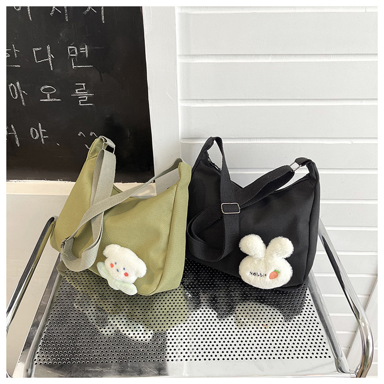 "2024 Autumn New Style Japanese sweet and fashionable single-shoulder bag, simple and cute crossbody bag, one-piece consignment. undefined