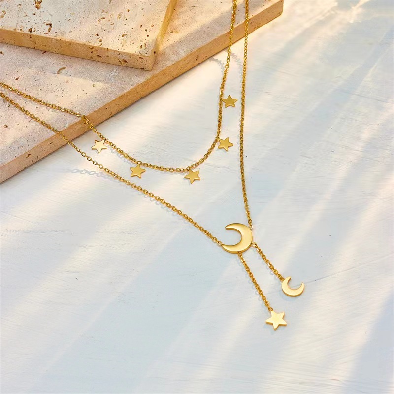 Star, Moon Pattern Women'S Gender Plating Design Elegant Retro Lady Star Moon Titanium Steel Plating Layered Necklaces