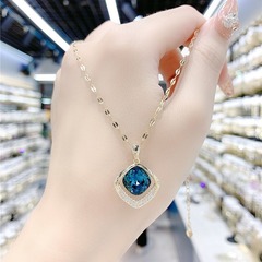 高級感の青い幾何学の水晶のネックレスの女性の新型のファッションの気質のファッションネットの赤い短い金の鎖の鎖の首のチェーンの卸売り