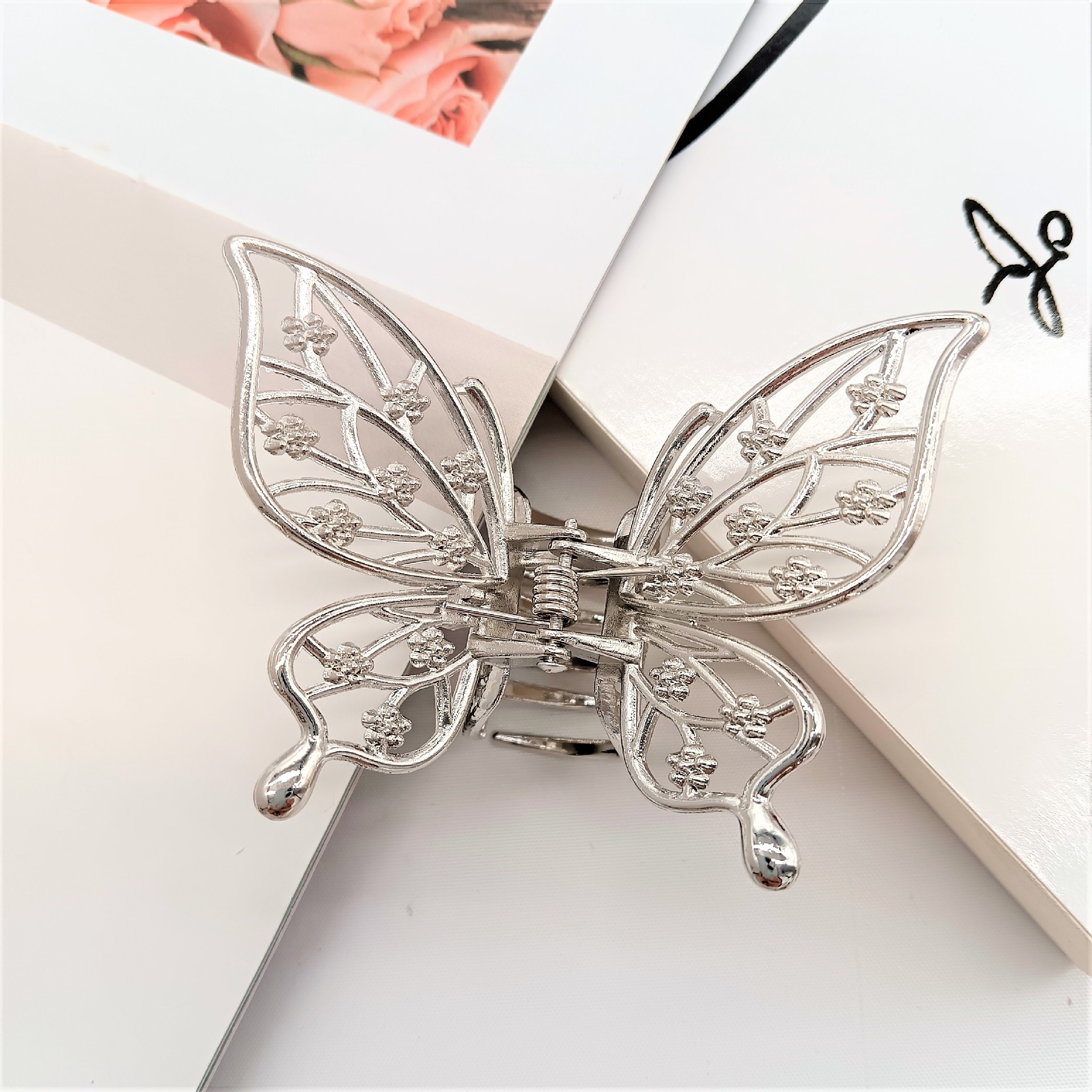 55g Weight Hair Claws Hair Accessories Type 1 Piece Quantity Holiday, Daily Occasion Alloy Material Solid Color Pattern Women's Gender Plating Design Simple Style, Classic Style Style Women's Simple Style Classic Style Solid Color Alloy Plating Hair Claws 8