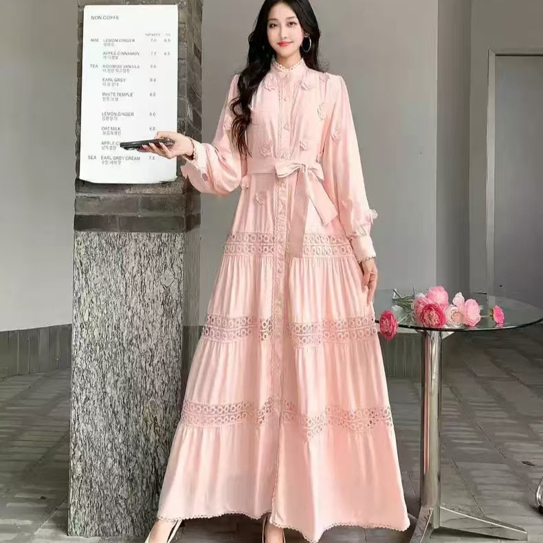 French Style Gentle Style Elegant dress Spring Dress Women's Design Sense Hollow Lace Stitching Bubble Sleeve Long Dress Holiday Dress