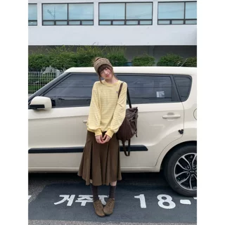 元气条纹！刺绣小标圆领宽松卫衣