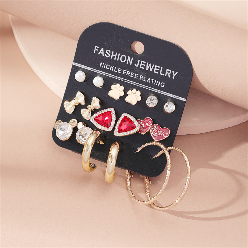 Fashion Geometric Alloy Plating Artificial Pearls Women's Earrings 1 Set display picture 10
