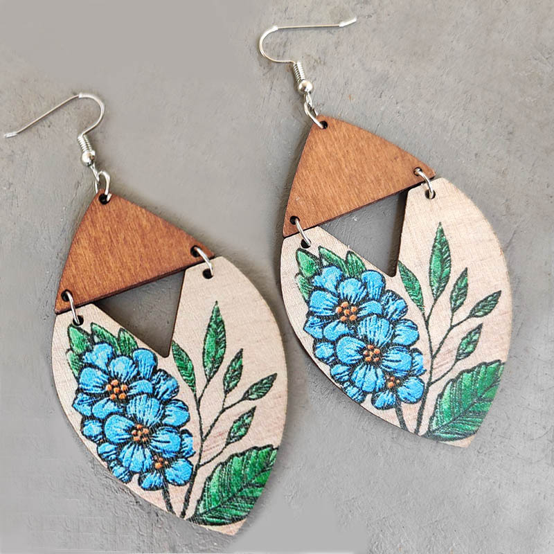1 Pair Bohemian Splicing Flower Wood Hollow Out Women's Drop Earrings display picture 5