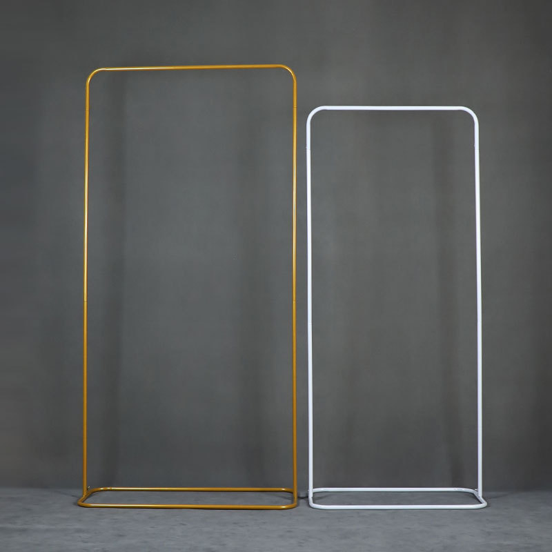 Accesorios de boda transfronterizos tarjeta de bienvenida soporte de hierro forjado fiesta de cumpleaños banquete de compromiso señal de arco estante de exhibición decoración