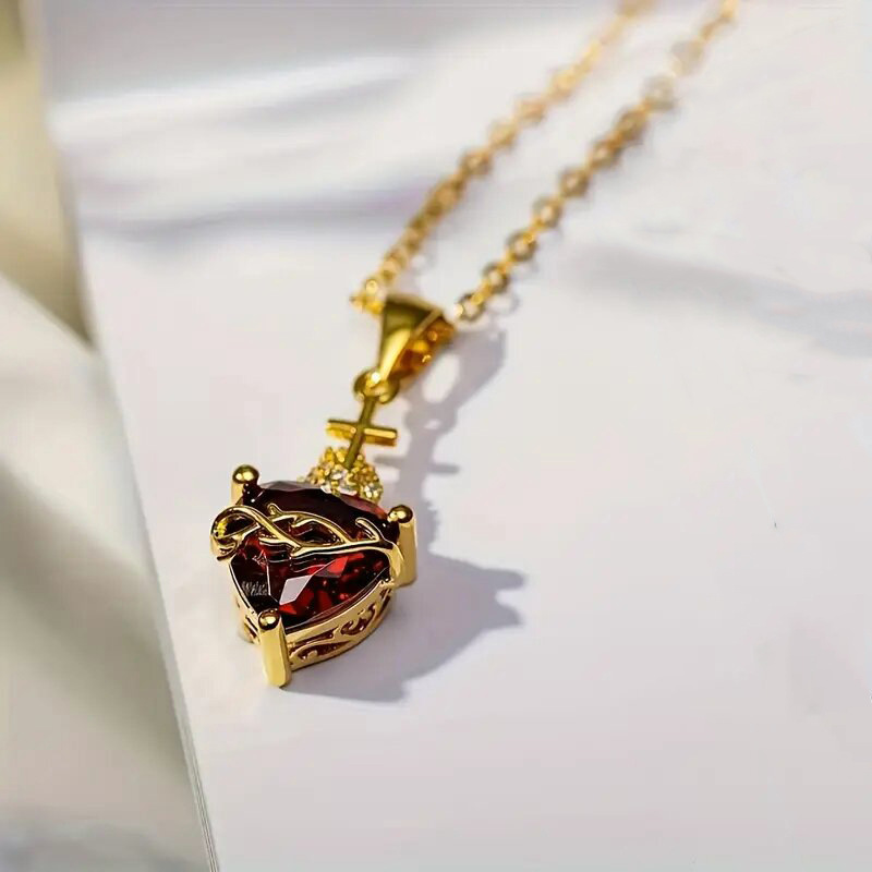 Cao Shi Amazon's New Noble Necklace for Women, Romantic Imitation Ruby ​​Of the Thorn Heart, Manufacturer Wholesale Sweet and Cool Style