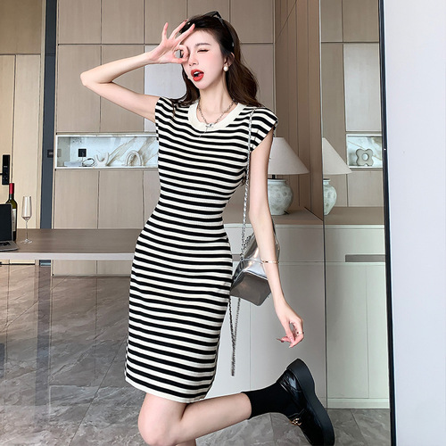 French purple striped knitted dress for women summer new slim fit hot girl flying sleeve temperament short skirt