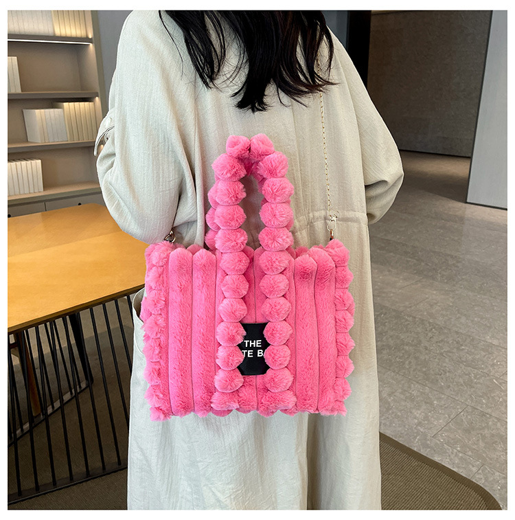 Casual, Daily Occasion Winter New Portable Letter Fur Bag Large Capacity Women's Chain Shoulder Messenger Bag Tote Plush Bag
